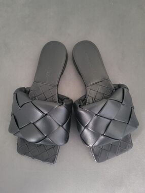 Bottega Veneta Lido Sandals